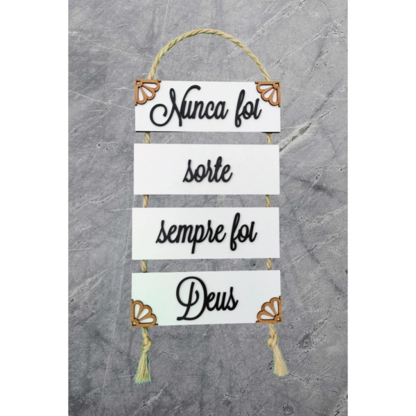 Placa Decorativa P/ Porta Ou Parede Deus Mdf Quadro C/ Corda